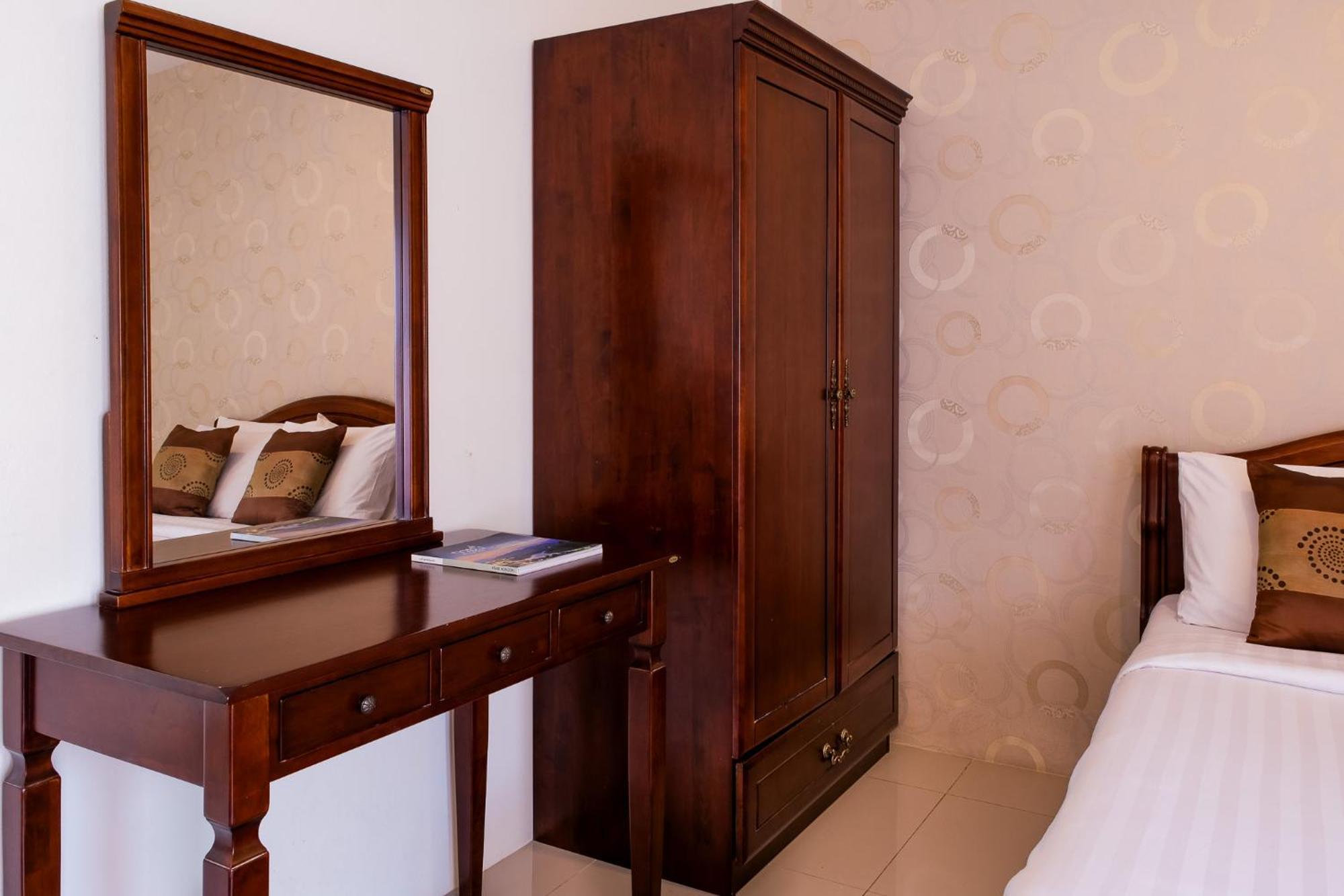 Alisa Hotel-sha Hotel