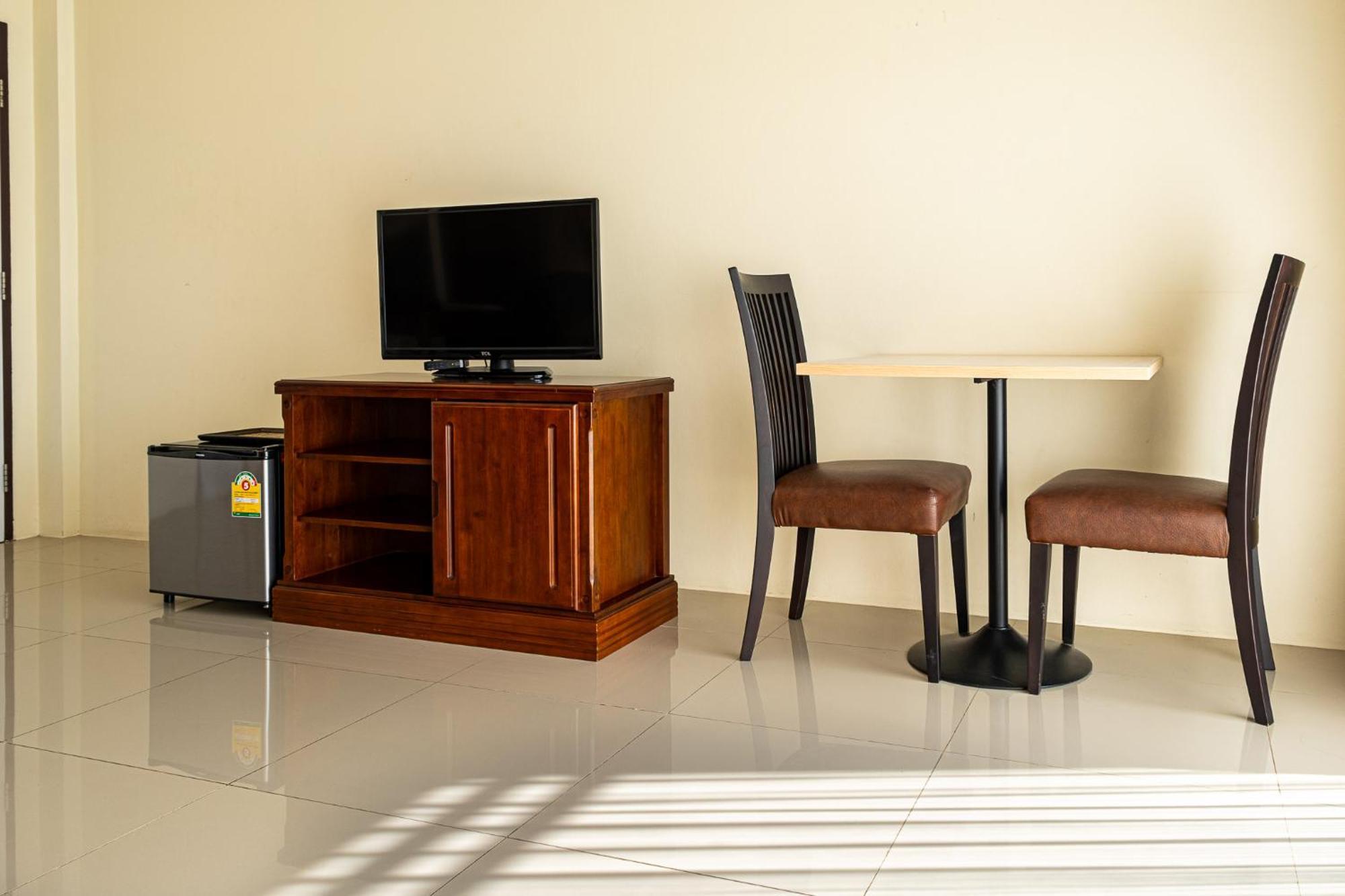 Alisa Hotel-sha Hotel 2*