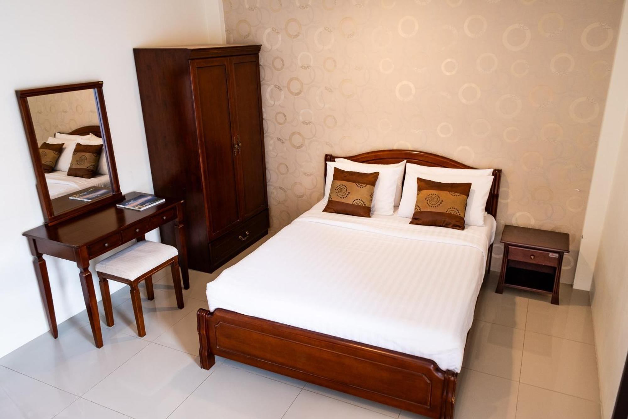 Alisa Hotel-sha Hotel 2*